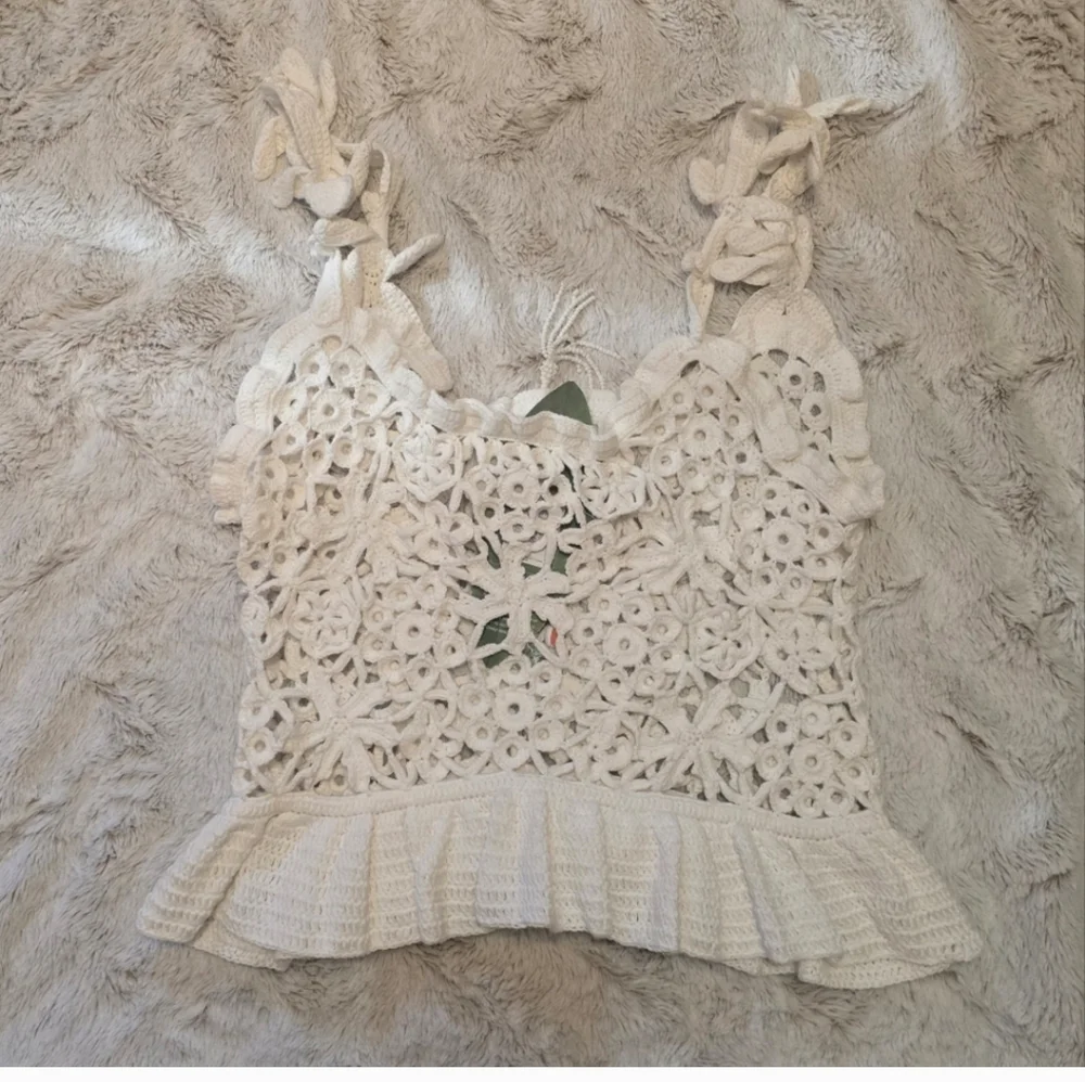 FARM Rio White Crochet Top - Picture 7 of 7